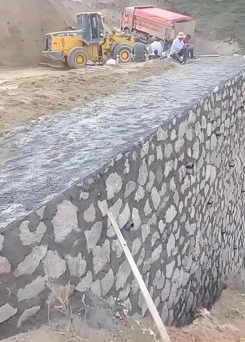 亳州谯城区边坡加固
